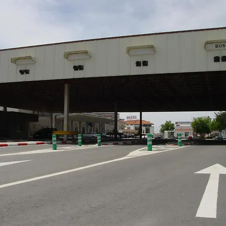 Cantinho D'aldeia Casa de Férias *