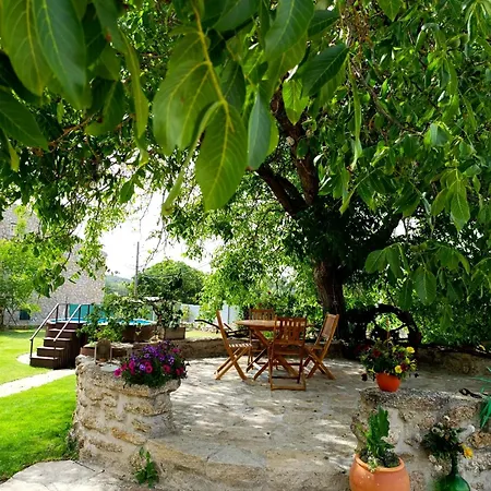 Cantinho D'aldeia * Guarda