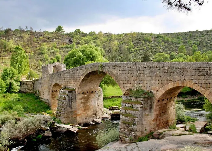 Cantinho D'aldeia Holiday home